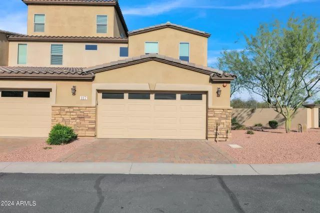 MLS: 6681663 Condo For Sale