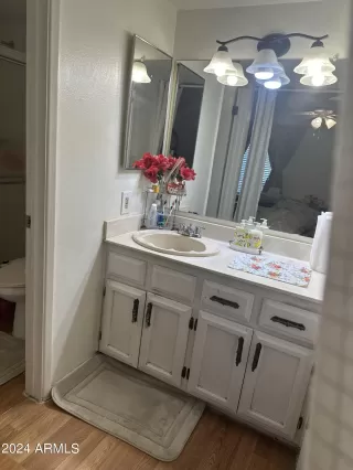 Photo #4: 6681848 Listing