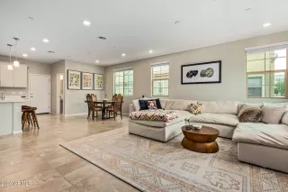 Photo #5: 6681913 Listing 