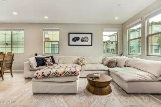 Photo #6: 6681913 Listing 