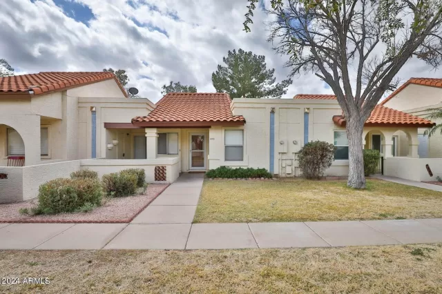 MLS: 6682183 Condo For Sale