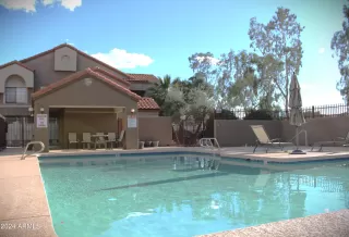 Photo #1: 6682398 Listing