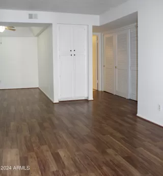 Photo #6: 6682398 Listing