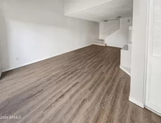 Photo #2: 6682463 Listing 