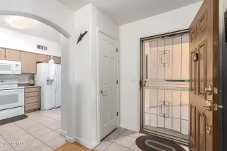 Photo #2: 6682766 Listing