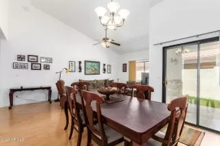 Photo #4: 6682766 Listing