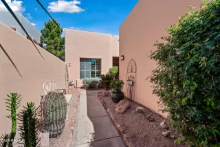 Photo #3: 6682915 Listing 