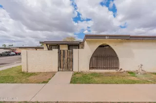 Photo #2: 6682965 Listing