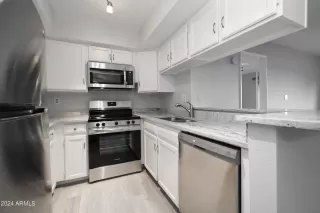 Photo #1: 6683273 Listing 