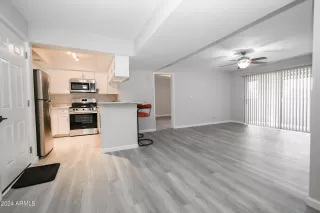 Photo #6: 6683273 Listing 