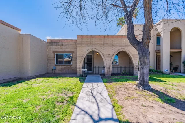 MLS: 6683288 Condo For Sale