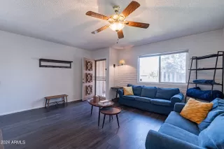 Photo #2: 6683288 Listing