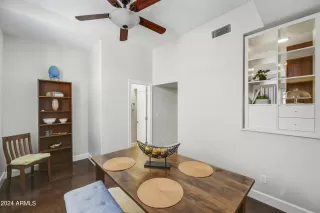 Photo #3: 6683420 Listing