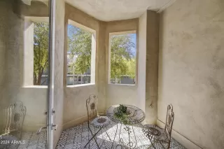 Photo #6: 6683420 Listing