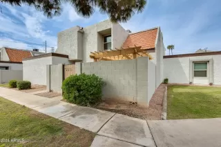 Photo #5: 6683504 Listing