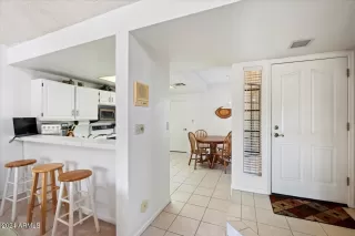 Photo #6: 6683641 Listing 