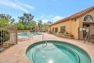 Photo #1: 6683683 Listing 