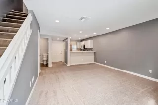 Photo #6: 6683683 Listing 