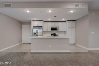 Photo #3: 6683809 Listing 