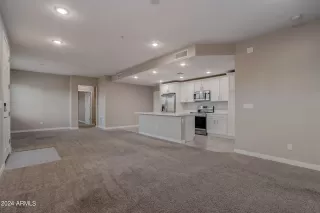 Photo #4: 6683809 Listing 