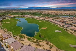 Photo #4: 6683920 Listing