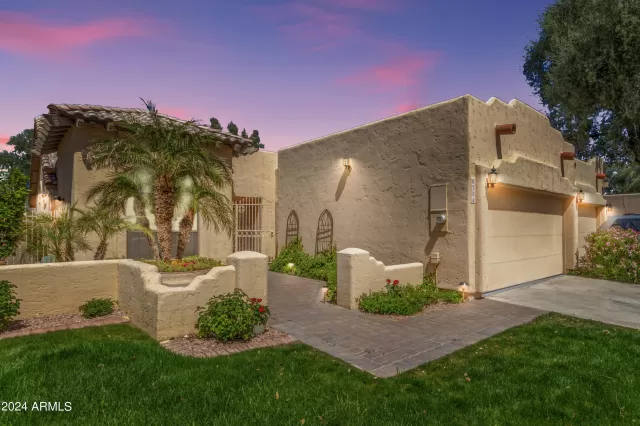 MLS: 6683979 Condo For Sale