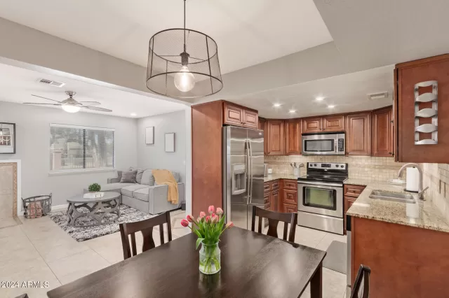 MLS: 6684243 Condo For Sale