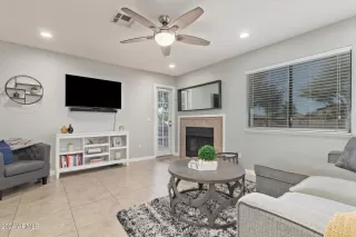 Photo #2: 6684243 Listing