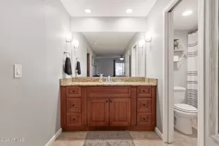 Photo #6: 6684243 Listing