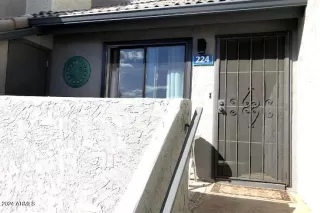 Photo #2: 6684280 Listing