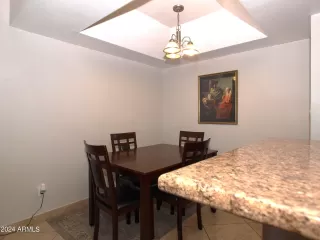 Photo #6: 6684280 Listing