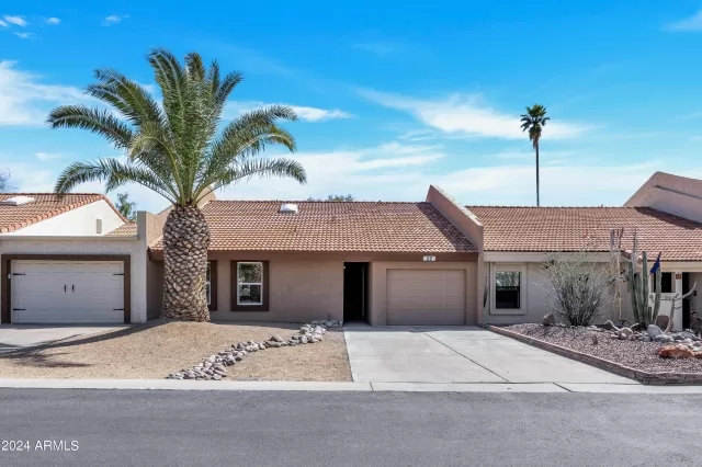 MLS: 6684644 Condo For Sale