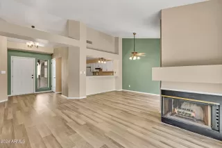 Photo #1: 6684767 Listing