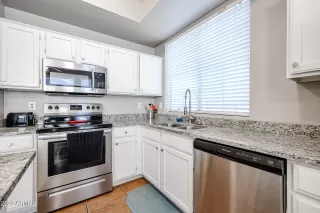 Photo #1: 6684980 Listing 