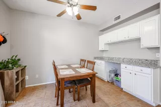 Photo #4: 6684980 Listing 