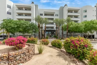 Photo #1: 6685169 Listing 