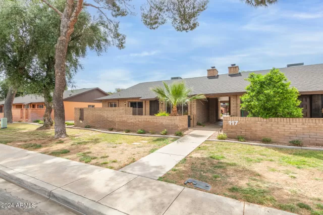 MLS: 6685256 Condo For Sale