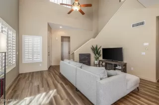 Photo #6: 6685263 Listing 