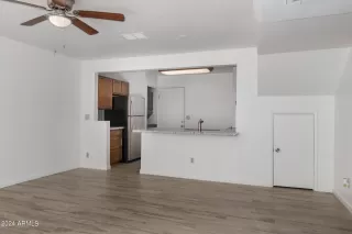 Photo #3: 6685378 Listing 