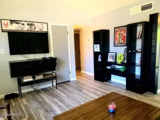 Photo #2: 6685541 Listing