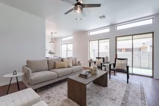 Photo #2: 6685612 Listing