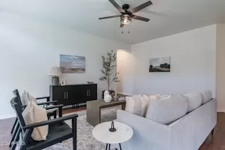 Photo #5: 6685612 Listing