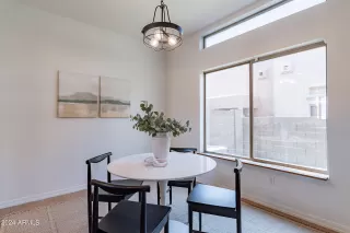 Photo #6: 6685612 Listing