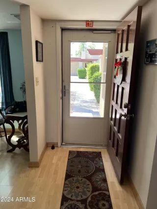 Photo #3: 6685953 Listing