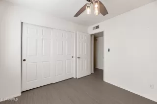 Photo #5: 6686630 Listing