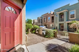 Photo #5: 6686740 Listing 