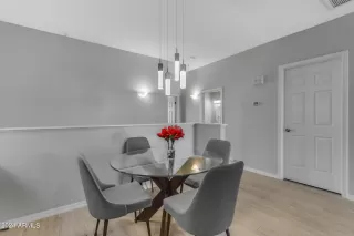 Photo #6: 6686784 Listing 