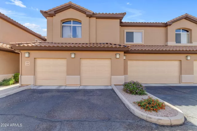 MLS: 6686817 Condo For Sale