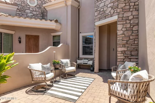 MLS: 6686827 Condo For Sale