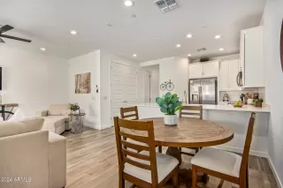 Photo #4: 6686873 Listing 